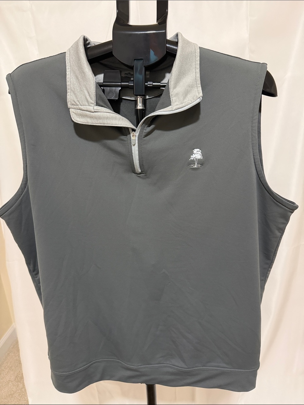 Peter Millar Men’s Performance Stretch quarter Zip Vest